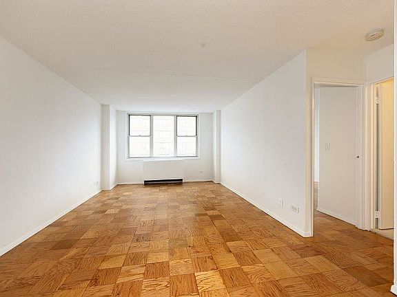 5th image of 154 E 29th St #703