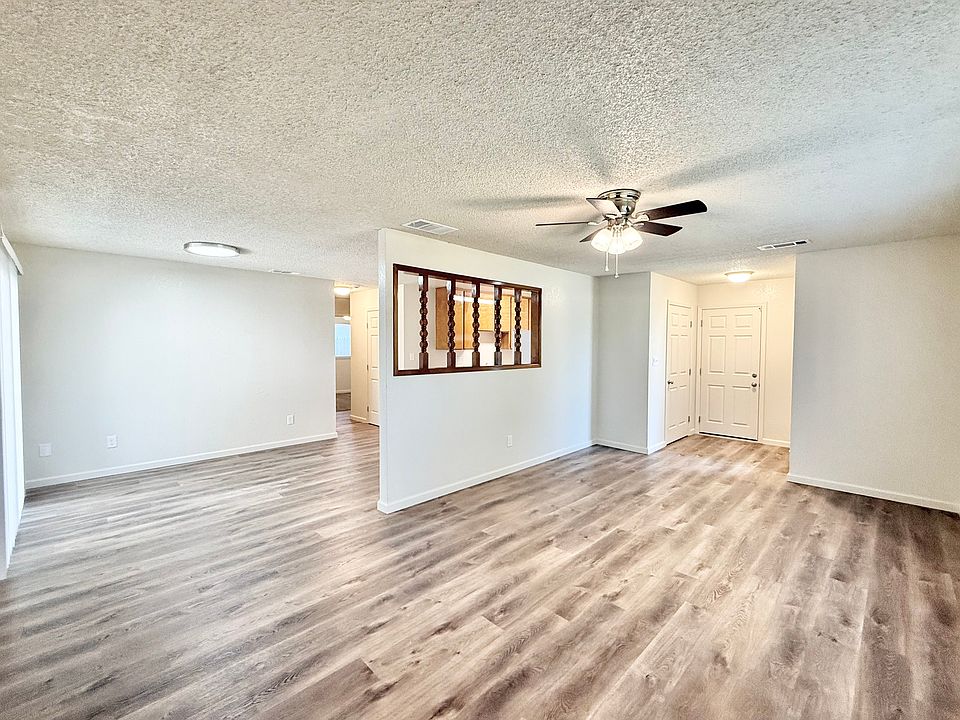 1st image of 4128 Bluebird Dr