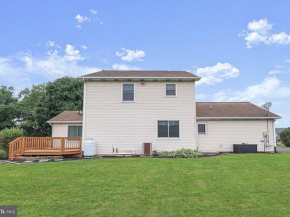 5th image of 119 Barrick Dr