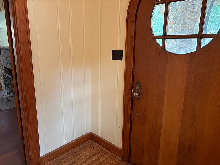 828 W Gandy St — Photo 21