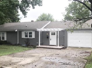 110 Havendale Dr, Jacksonville, IL 62650