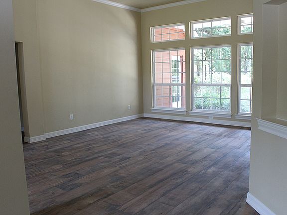 3rd image of 1034 Pine Needles Dr