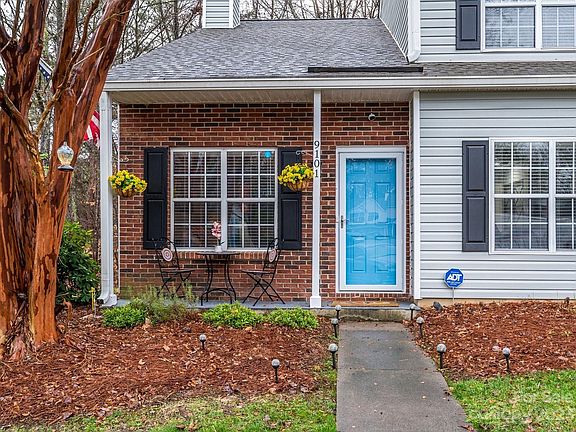 2nd image of 9101 Exbury Ct
