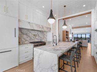 36 Mainsail Dr, Corona Del Mar, CA 92625