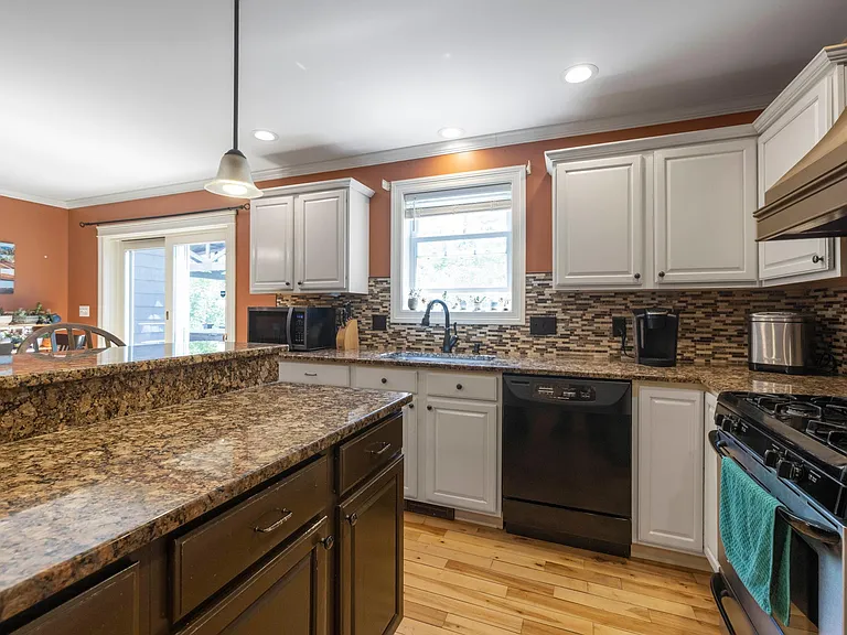 398 Sam Allen Rd — Photo 8