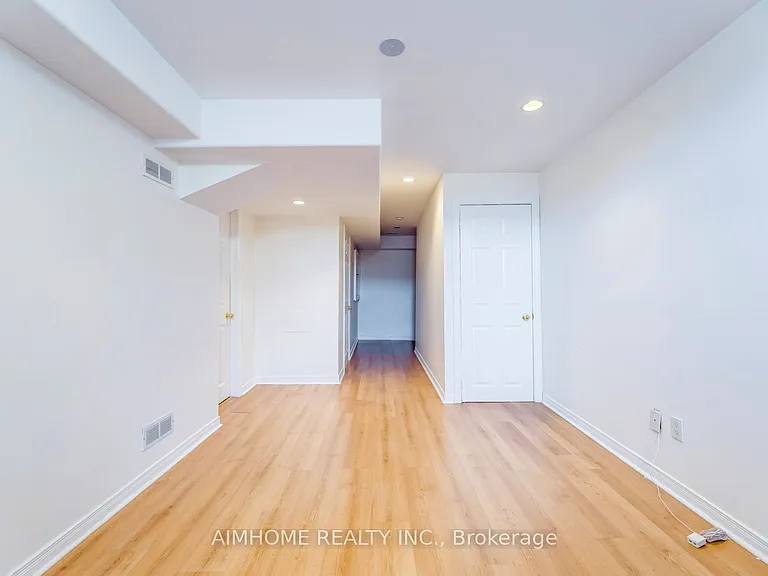 340 Kittridge Rd — Photo 34