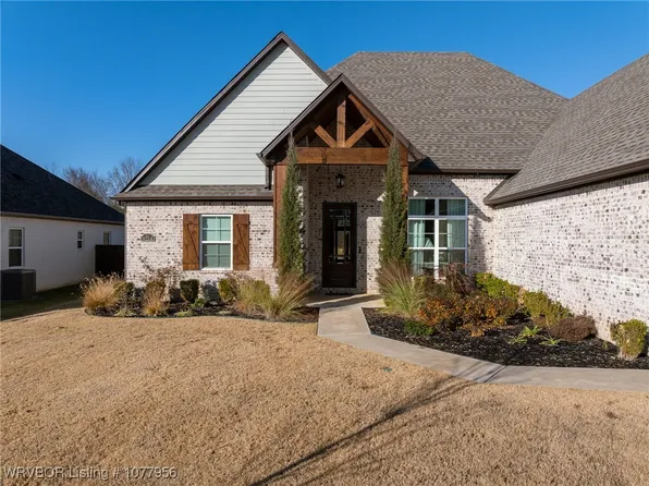 9214 Shirecrest Dr, Fort Smith, AR 72916