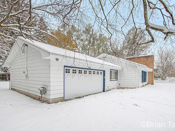 4th image of 1510 Millbrook St SE