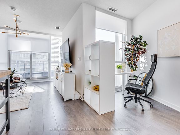 5th image of 38 Forest Manor Rd #505