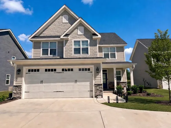 3382 Scotscraig Rd, Fayetteville, NC 28306