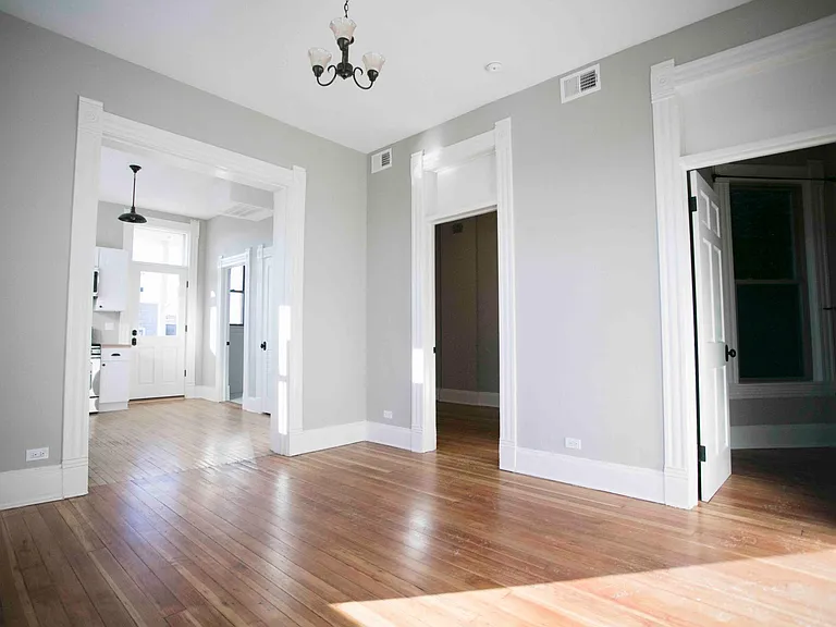 1110 N California Ave #2R — Photo 9