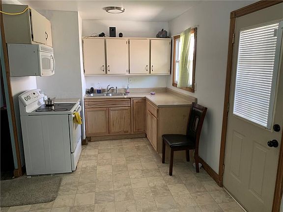 5th image of 339 Roosevelt Dr