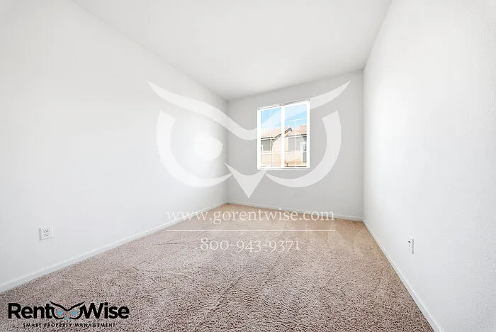 1583 Sylvia St — Photo 10