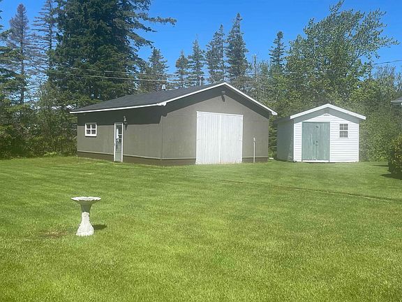2nd image of 383 Ellerslie Rd