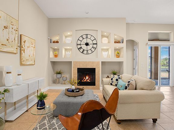 4th image of 6311 Green Myrtle Dr