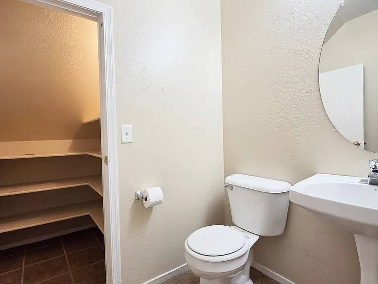 3722 Nestled Oak Ave — Photo 18
