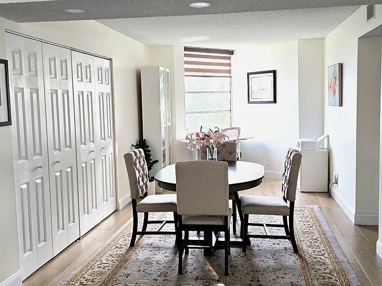 9531 Seagrape Dr #406 — Photo 2
