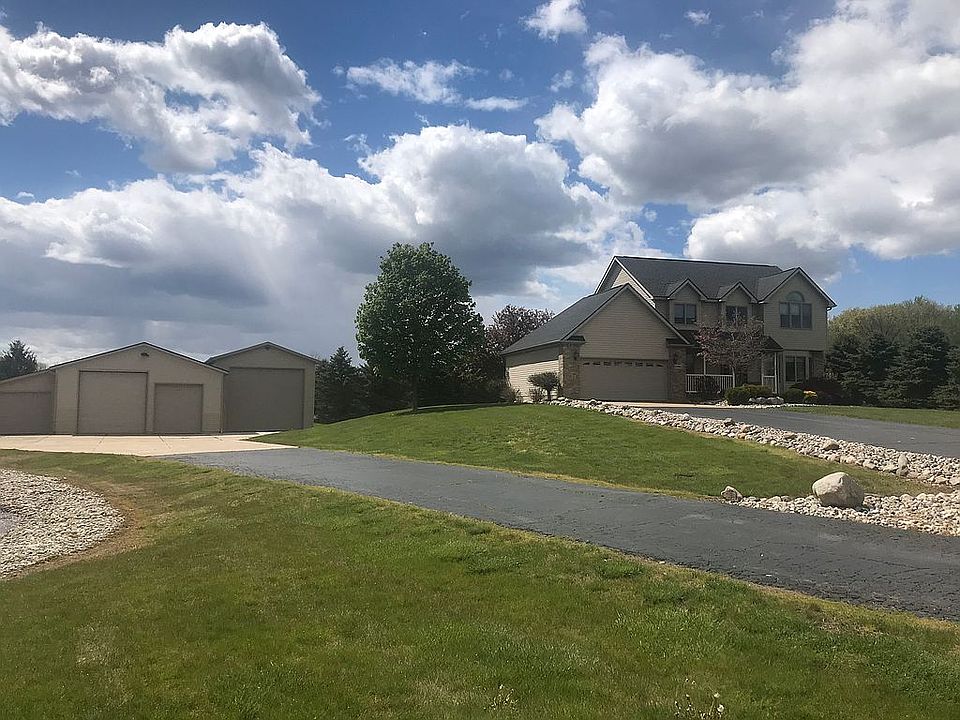 1st image of 13901 Moss Creek Dr