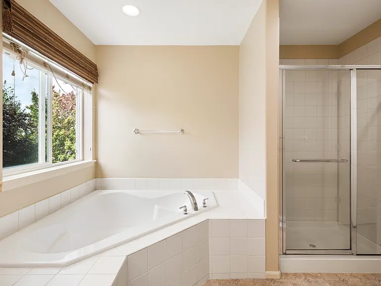 613 195th St SE — Photo 26