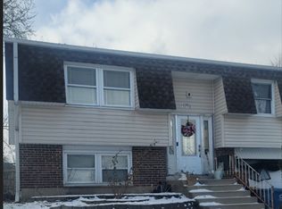 1776 Mimosa Ct, Glendale Heights, IL