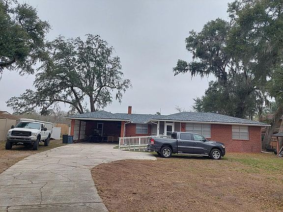 2nd image of 2950 Oakland Dr
