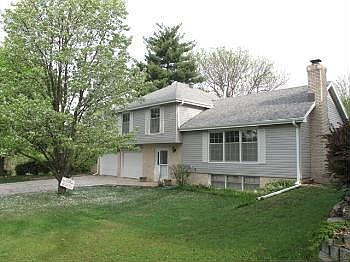 1st image of 2626 Cornelia St