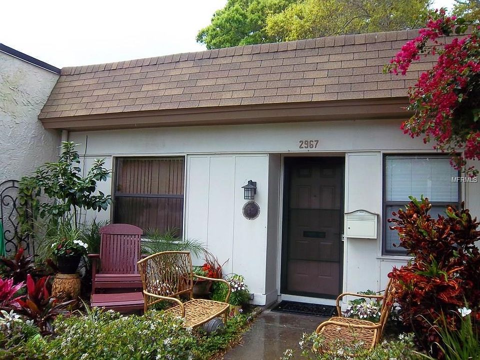 1st image of 2967 Flint Dr N