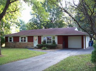 6 Edgewood Rd, Mount Vernon, IL 62864