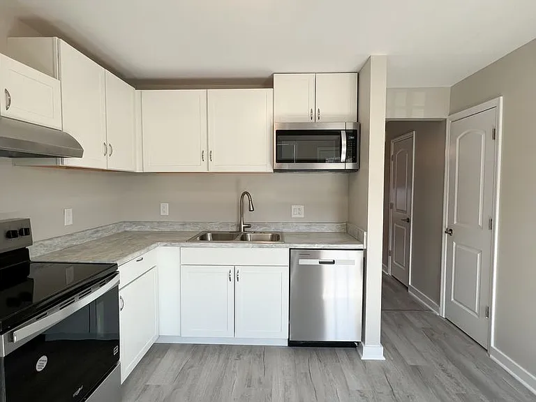 530 Hietts Ln — Photo 8