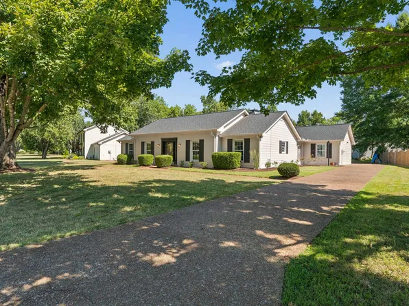 1006 Boxwood Dr, Franklin, TN 37069