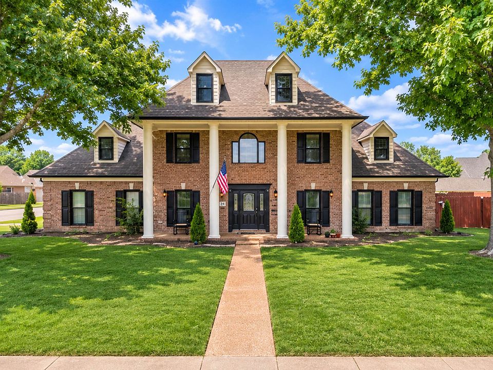 1st image of 434 Bowling Brook Dr