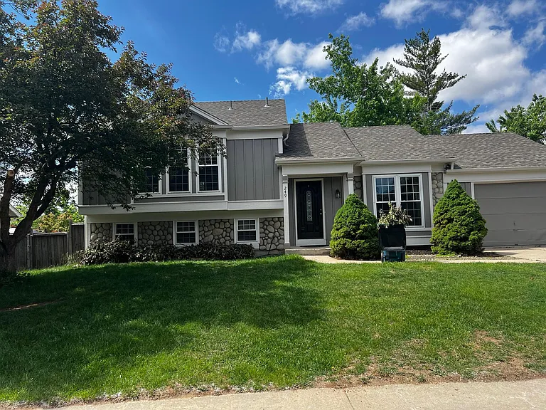 249 S Fillmore Ave — Photo 1
