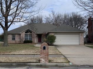 1312 E Tacoma St, Broken Arrow, OK 74012