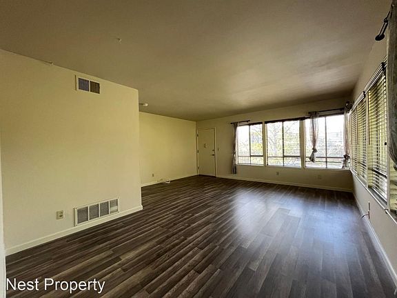 3rd image of 3515 Farm Hill Blvd #2