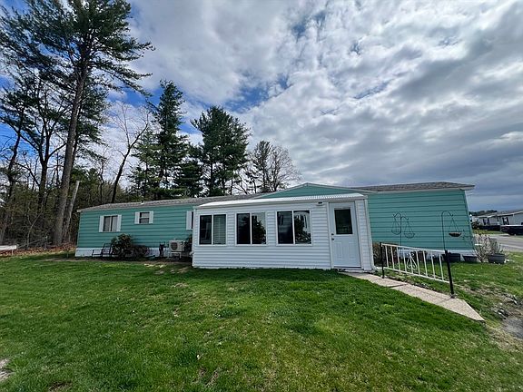 4th image of 68 Warfield Dr