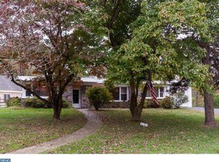 2227 Windsor Cir, Broomall, PA 19008