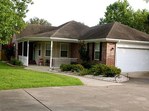 3rd image of 1210 E Hilltop Dr