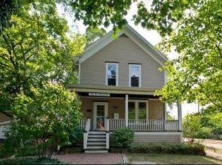 5306 Washington St, Downers Grove, IL 60515