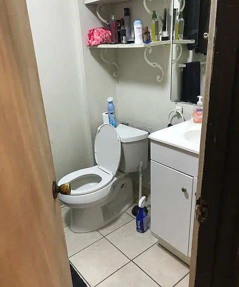 2037 Walnut St #1R — Photo 8