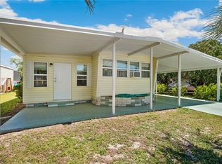 4632 Coral St, Zephyrhills, FL 33542
