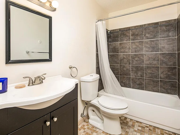 4475 Driftwood Pl #4475 — Photo 9