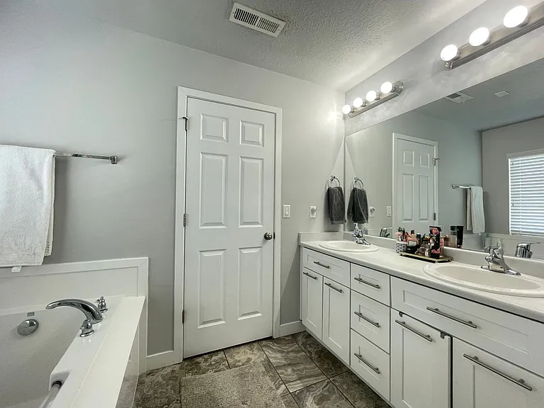 15096 S Honor Dr — Photo 14