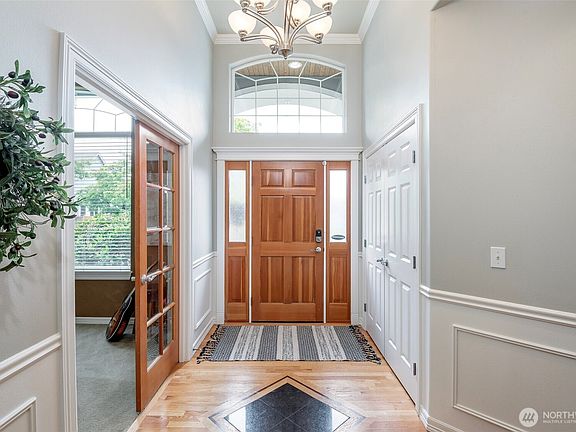 4th image of 28312 239th Avenue SE