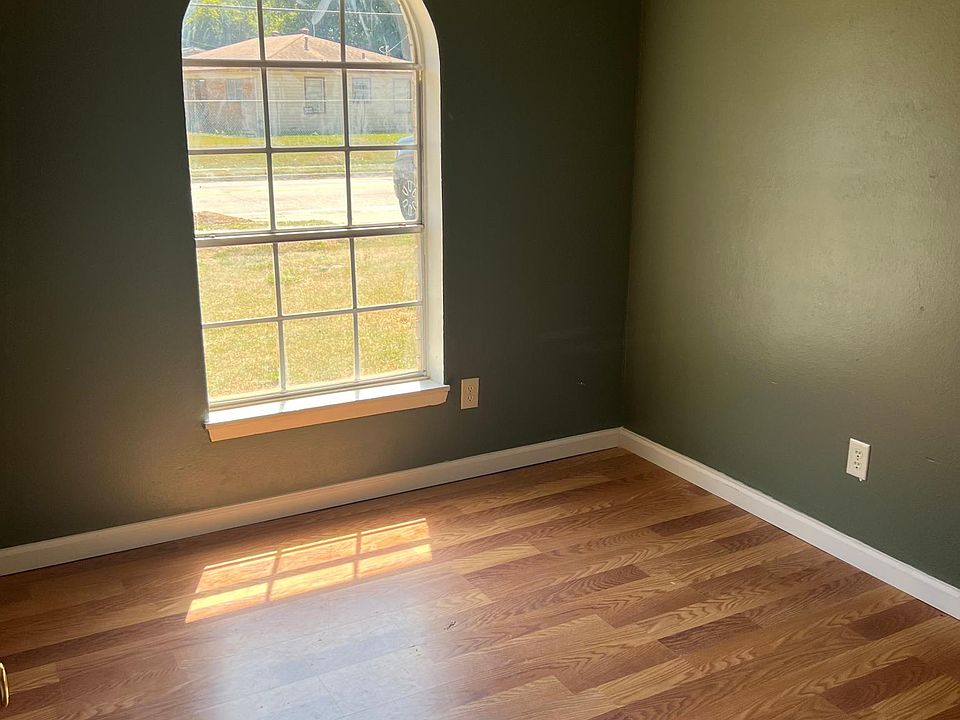 1st image of 4513 Shed Rd
