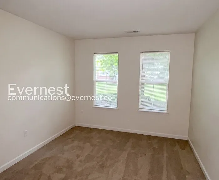 42536 Mayflower Ter — Photo 10