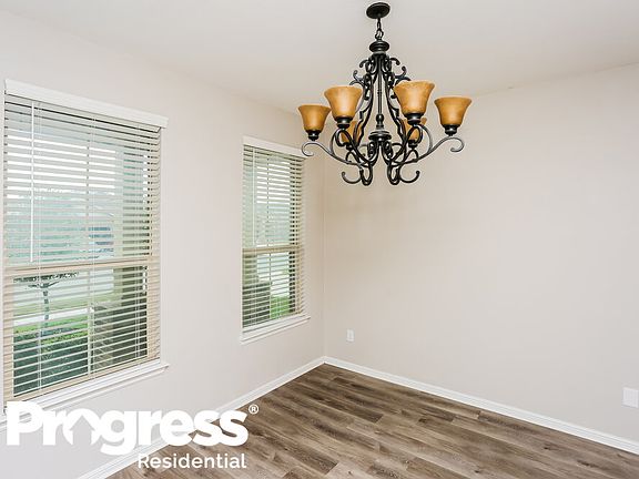 4th image of 9325 Herringbone Dr