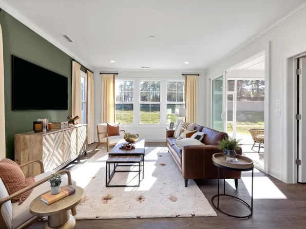 1004 Greatland Rd, Durham, NC 27703
