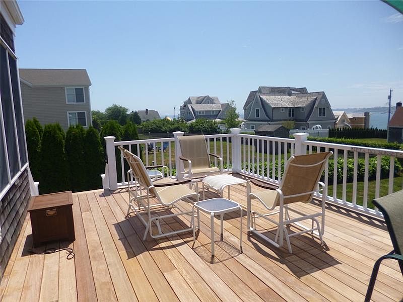 559 Wolcott Ave, Middletown, RI 02842 Zillow