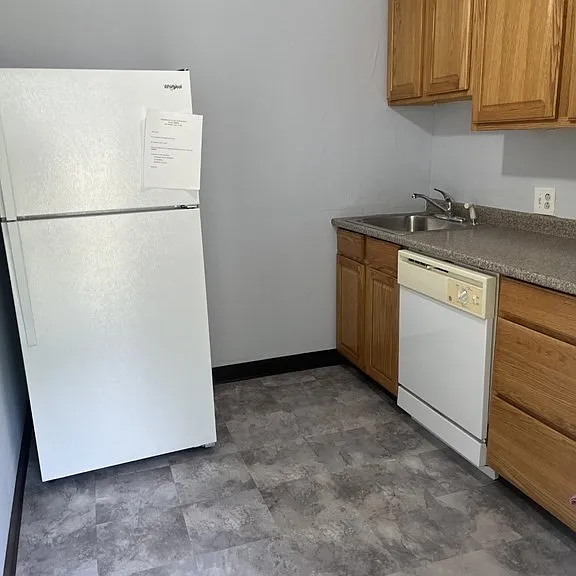 282 Bedford St #4 — Photo 2