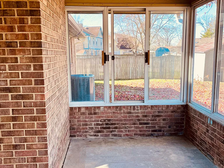 240 Bayberry Dr — Photo 12